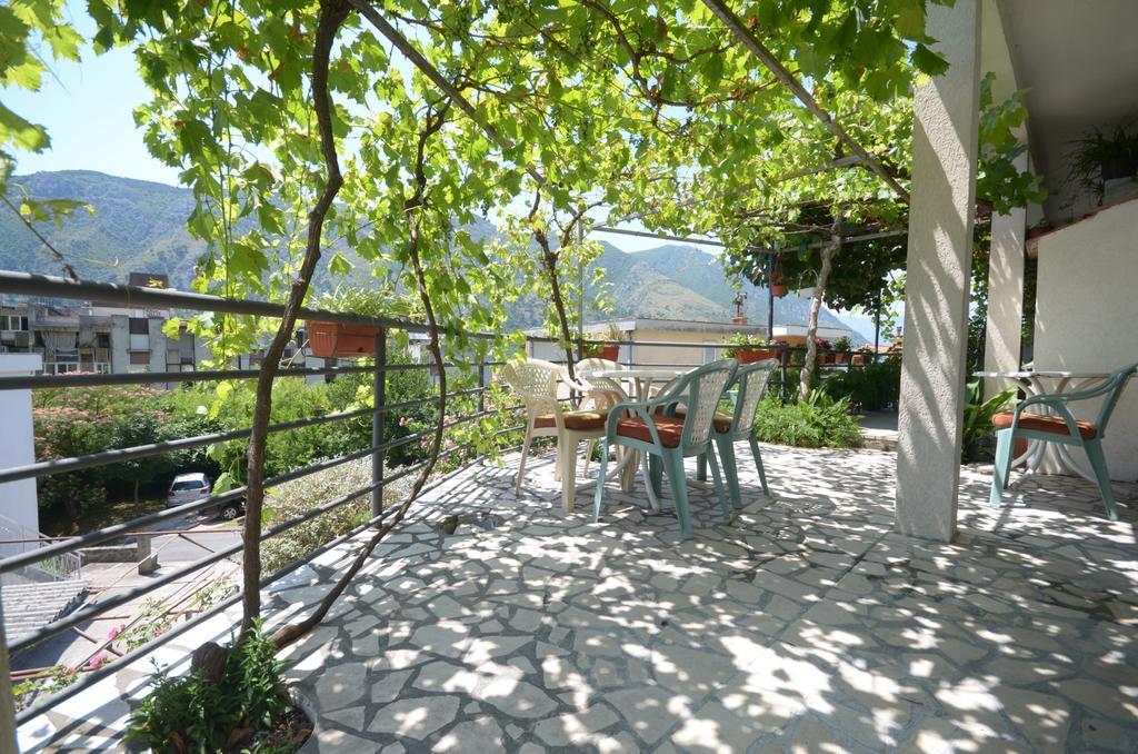 Apartments Dakovic Kotor Exterior photo